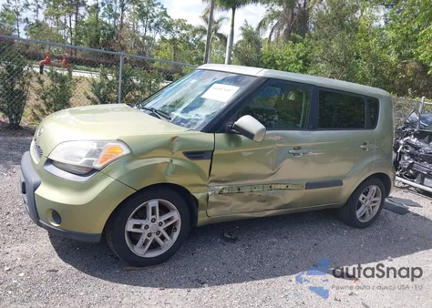 2011 Kia Soul + из США, поврежденный, VIN KNDJT2A24B7336168